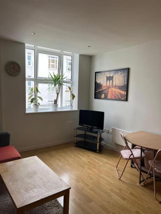 Stunning 2 Bed Flat! Centrally Located In London, Uk! Eksteriør billede