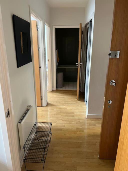Stunning 2 Bed Flat! Centrally Located In London, Uk! Eksteriør billede