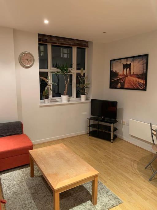 Stunning 2 Bed Flat! Centrally Located In London, Uk! Eksteriør billede