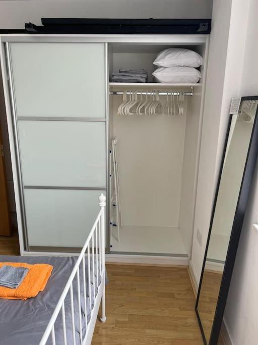 Stunning 2 Bed Flat! Centrally Located In London, Uk! Eksteriør billede