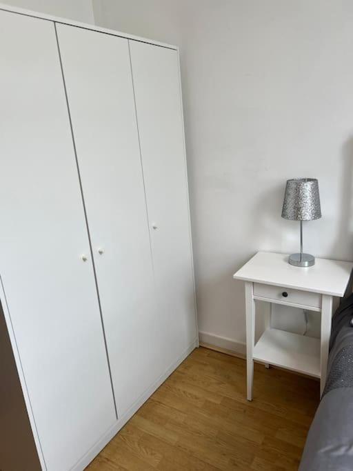 Stunning 2 Bed Flat! Centrally Located In London, Uk! Eksteriør billede